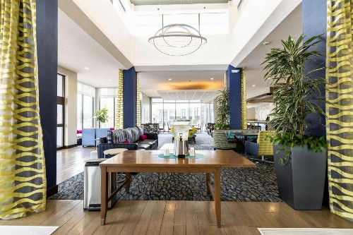 Hilton Garden Inn Austin Airport - image 8