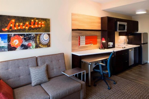 TownePlace Suites by Marriott Austin Round Rock - image 1