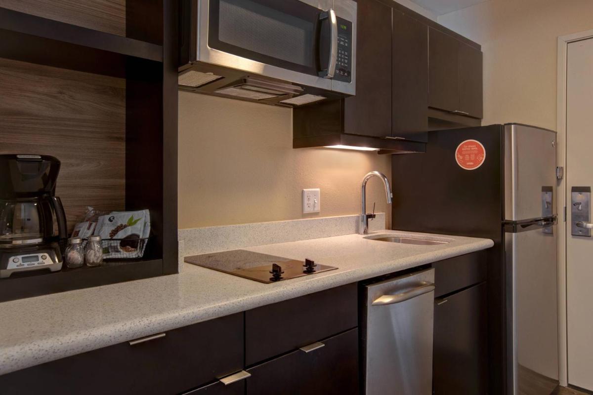 TownePlace Suites by Marriott Austin Round Rock - image 5
