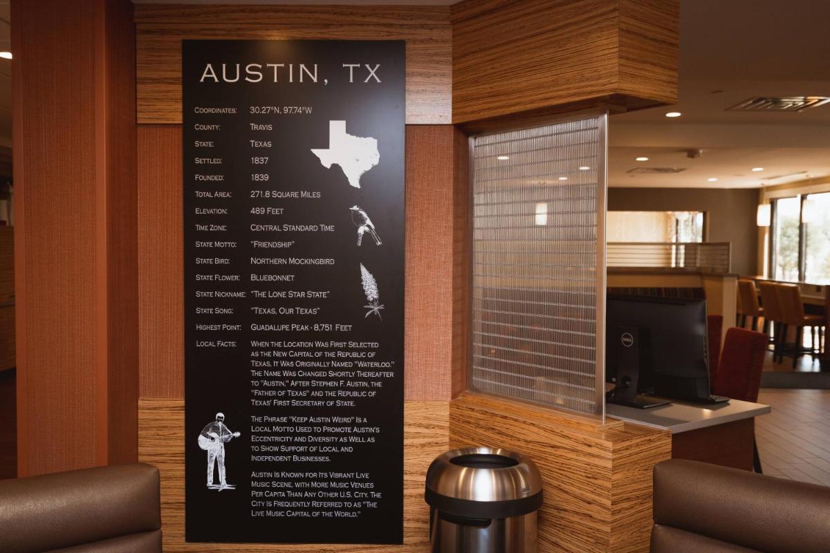 Towneplace Suites By Marriott Austin North/Lakeline - image 6