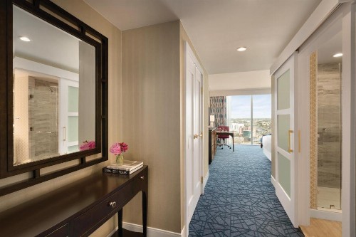 Fairmont Austin Gold Experience - image 2