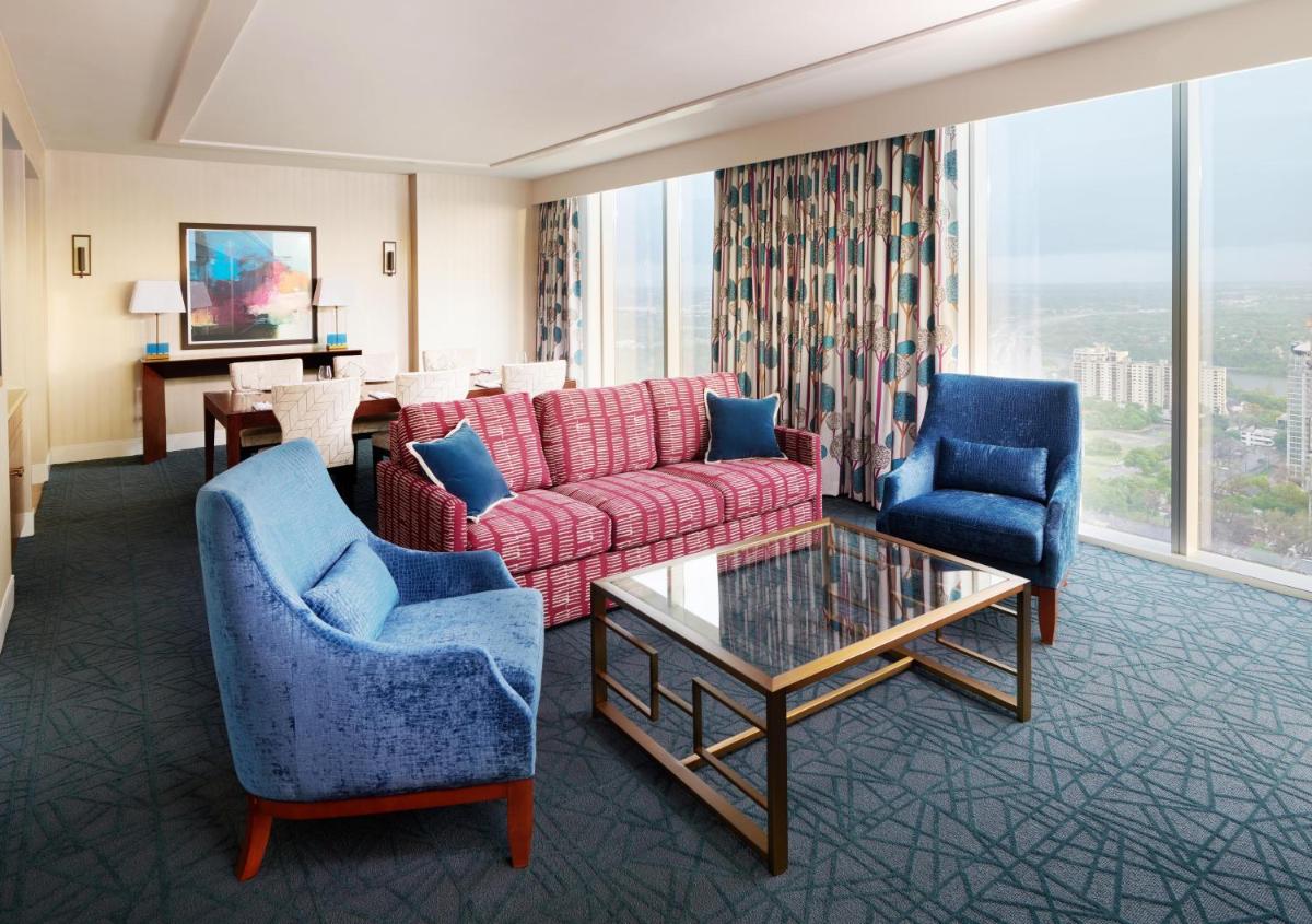 Fairmont Austin Gold Experience - image 5