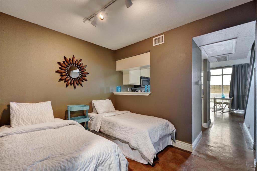 Littlefield Lofts #508 - image 2
