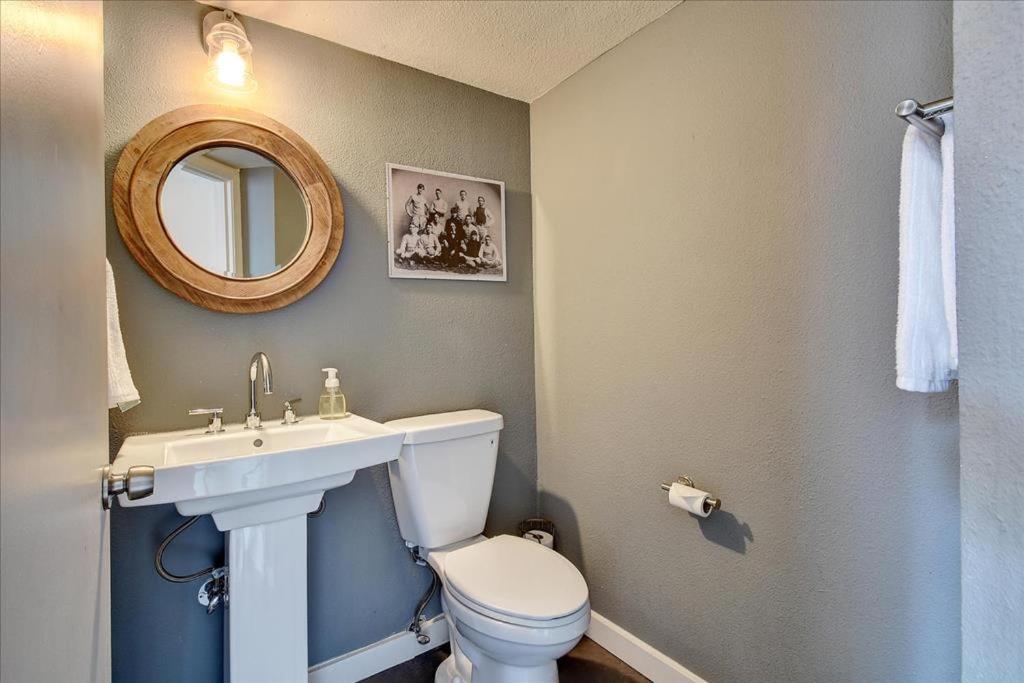 Littlefield Lofts #701 - image 2