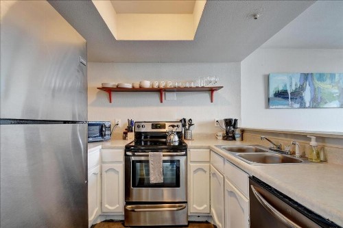 Littlefield Lofts #708 - image 9