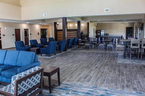 Comfort Suites - South Austin - image 24