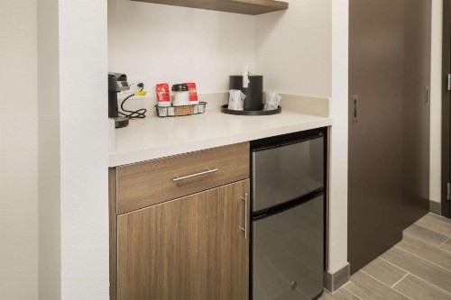 Best Western Plus Executive Residency Austin - image 19