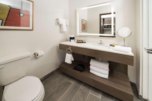 Best Western Plus Executive Residency Austin - image 20