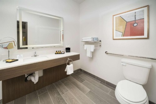 Best Western Plus Executive Residency Austin - image 26