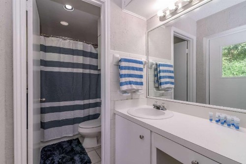 Comanche Trail Guest House - image 12