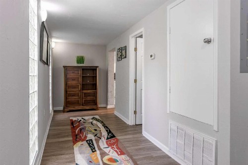 Comanche Trail Guest House - image 15