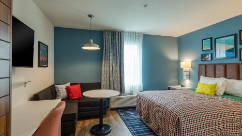 Uptown Suites Extended Stay Austin TX- Round Rock - image 5