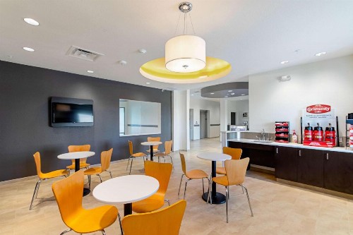 Motel 6 Austin Airport - image 13