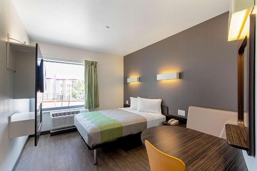 Motel 6 Austin Airport - image 29