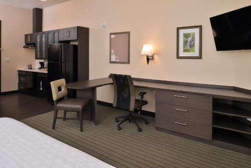 Candlewood Suites - Austin Airport an IHG Hotel - image 4