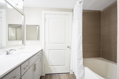 Sonder at East Eleventh - image 9