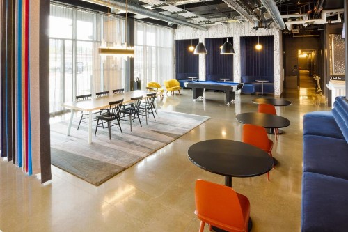 Aloft Austin Airport - image 31