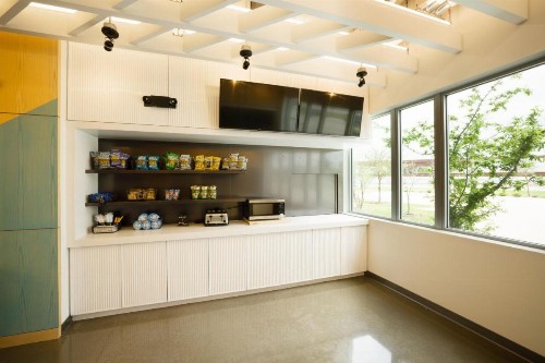 Aloft Austin Airport - image 32