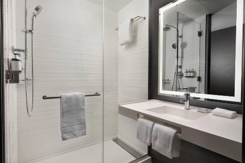 AC Hotel by Marriott Austin-University - image 21