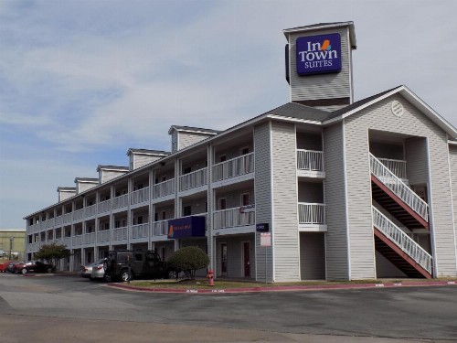 InTown Suites Extended Stay Austin TX - North Lamar - image 12
