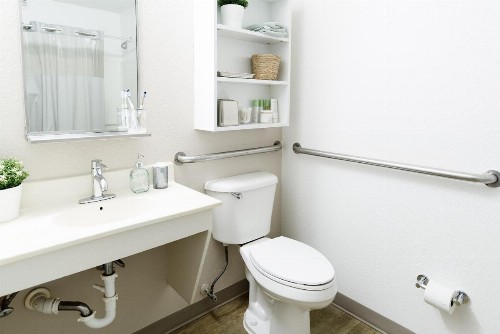 InTown Suites Extended Stay Austin TX - North Lamar - image 3