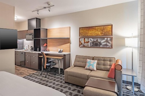 TownePlace Suites Austin South - image 1