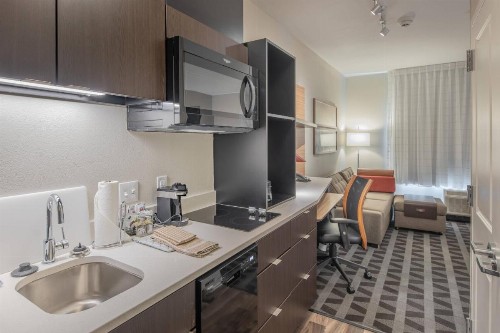 TownePlace Suites Austin South - image 12