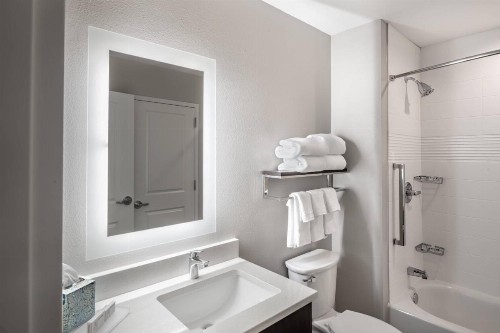 TownePlace Suites Austin South - image 14