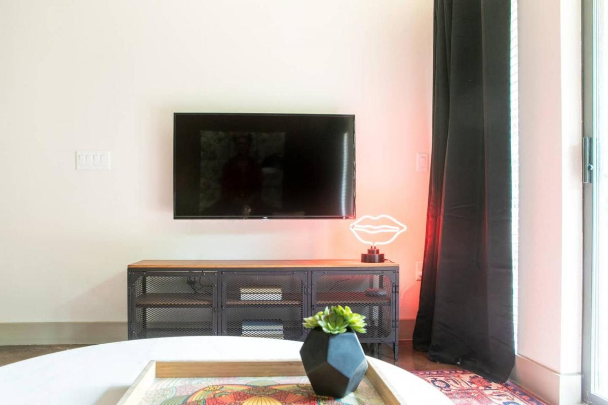 WanderJaunt - North Austin Apartments - image 7