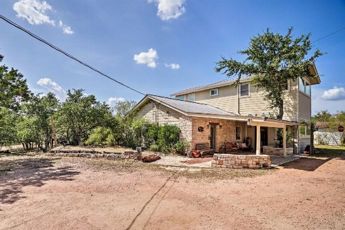 Charming Austin Getaway on 2 Acres with Rooftop Deck