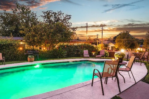 Modern Austin Condo with Pool Less Than 5 Mi to Downtown! - image 12