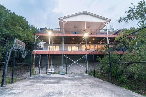 Mountain Trail Retreat - image 50
