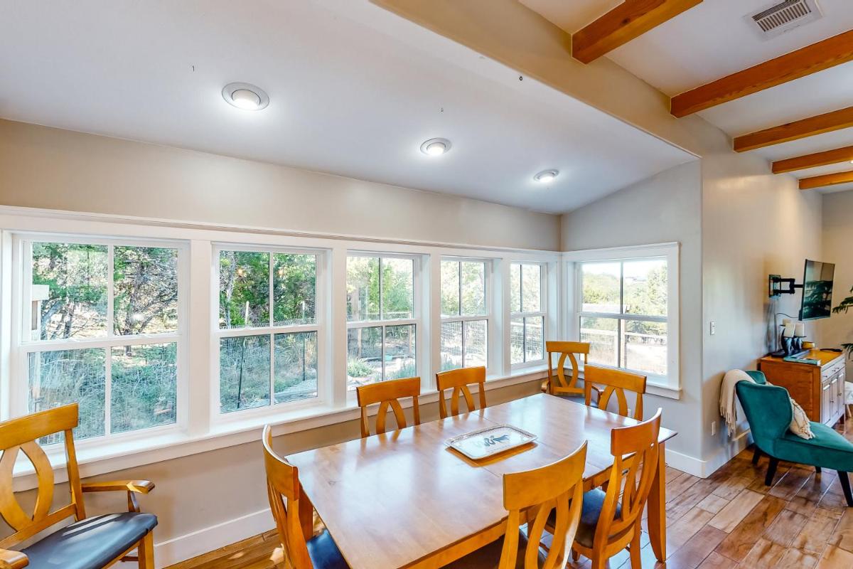 Hill Country Haven - image 5