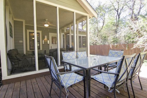 Keasbey Cottage - image 2