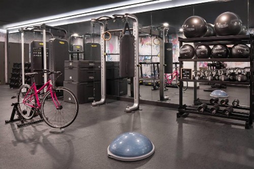 Moxy Austin - University - image 25