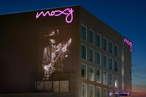 Moxy Austin - University - image 3