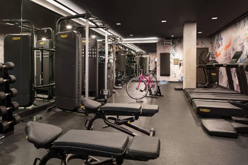 Moxy Austin - University - image 32