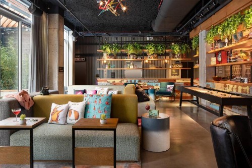 Moxy Austin - University - image 37