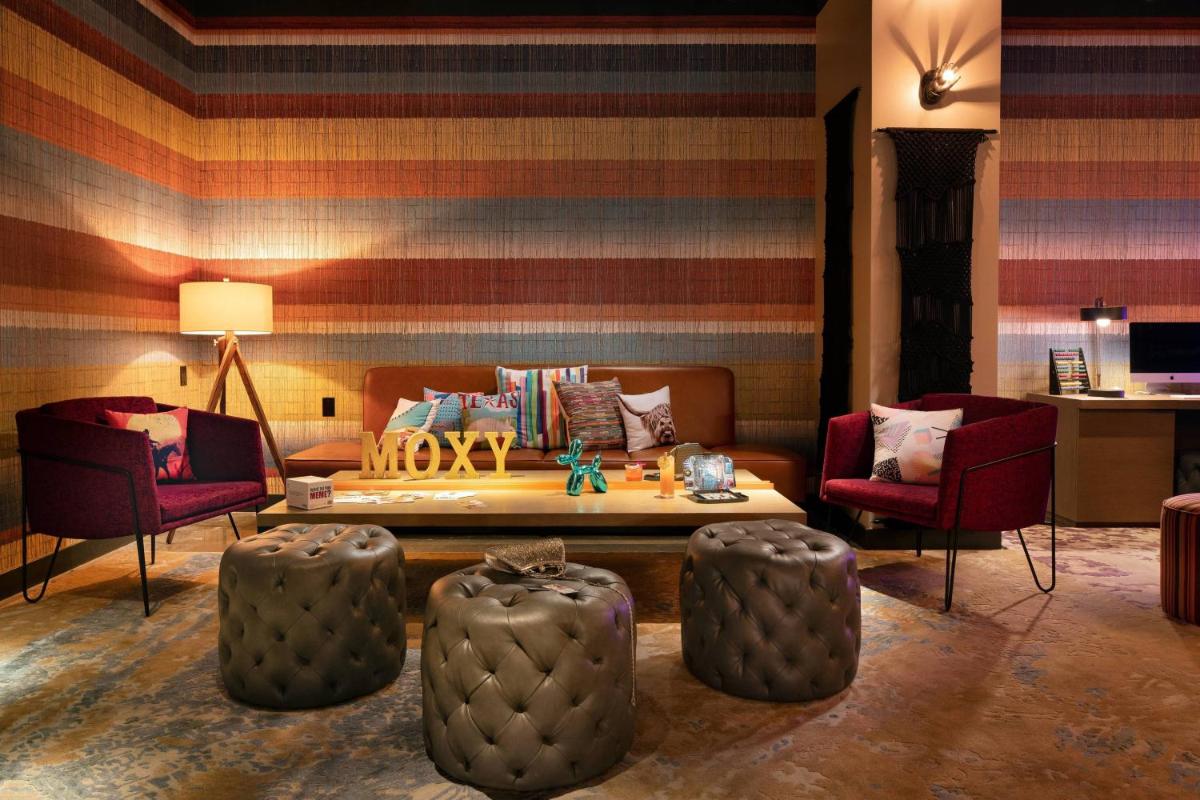 Moxy Austin - University - image 4