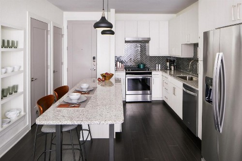 Sentral 1BR Apt in East Austin - image 10