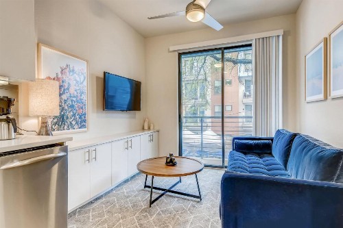 Sentral Studio Apt on East 6th St - image 7