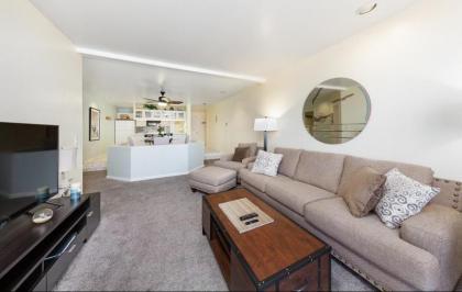 Hamilton Cove - Ocean Views & Private Golf Cart villa - image 4
