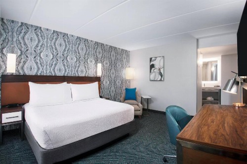 Courtyard by Marriott Miami Aventura Mall - image 14