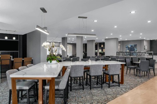 Courtyard by Marriott Miami Aventura Mall - image 19