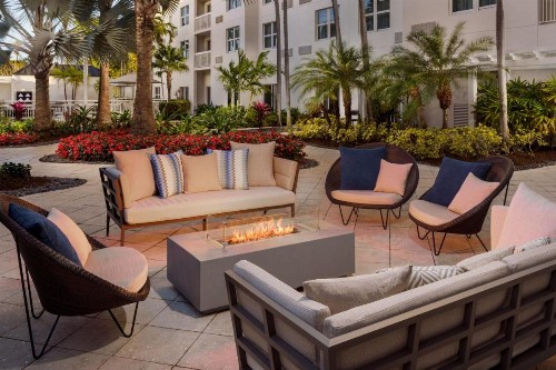 Courtyard by Marriott Miami Aventura Mall - image 24