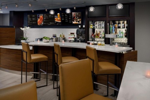Courtyard by Marriott Miami Aventura Mall - image 27