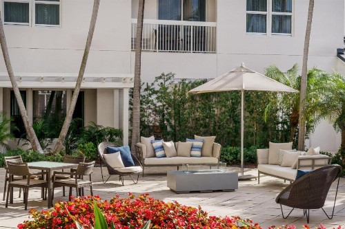 Courtyard by Marriott Miami Aventura Mall - image 5