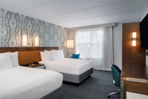 Courtyard by Marriott Miami Aventura Mall - image 9
