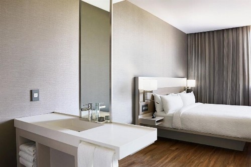 AC Hotel by Marriott Miami Aventura - image 38