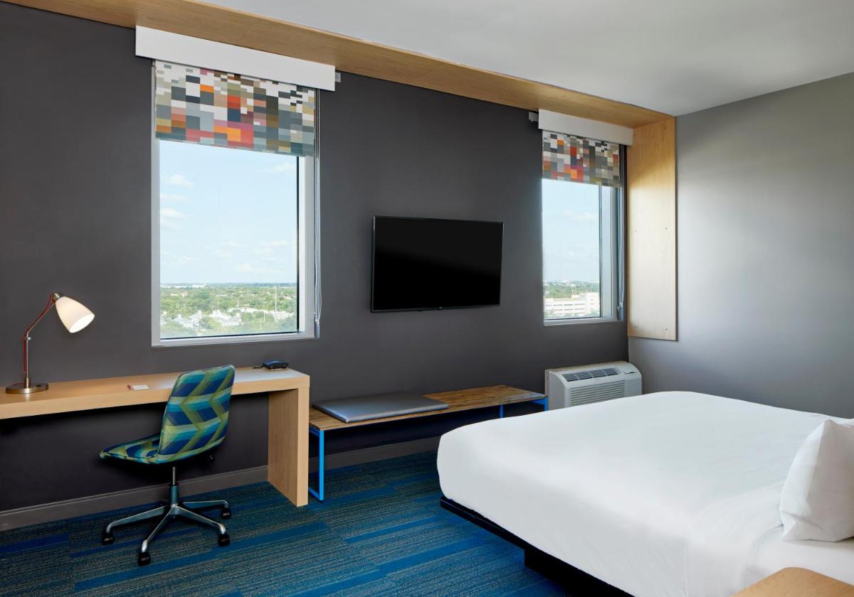 Aloft Miami Aventura - image 2